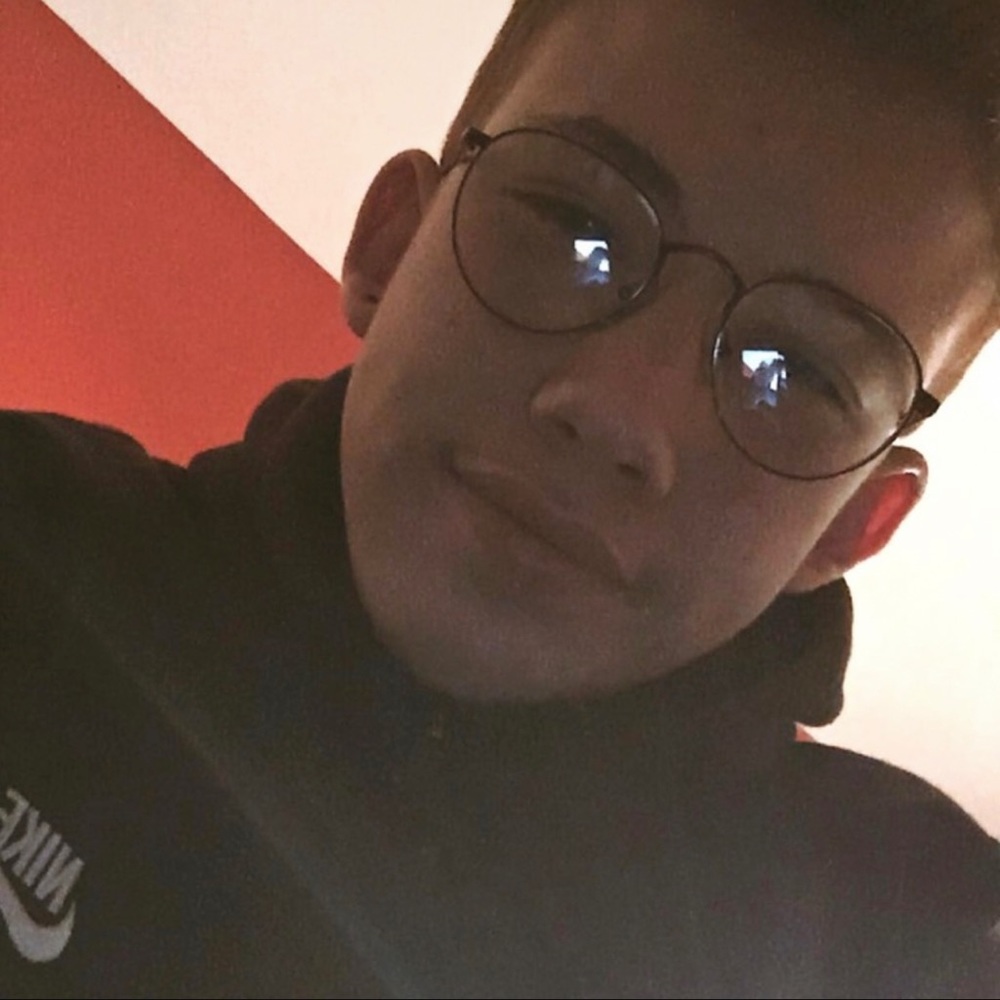 Meet your Posher, Marcos